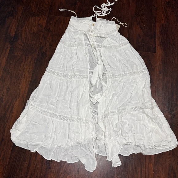 Free People Lorelai Maxi Top White/Ivory Bohemian Halter Top Medium NWT - Picture 2 of 14